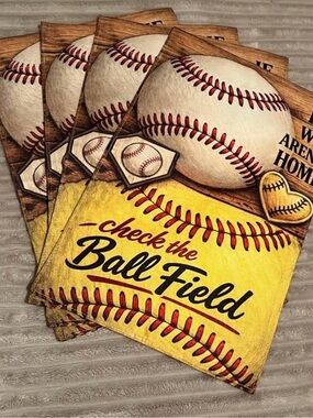 Baseball/Softball Graphic garden flags - Yellow & Cream.